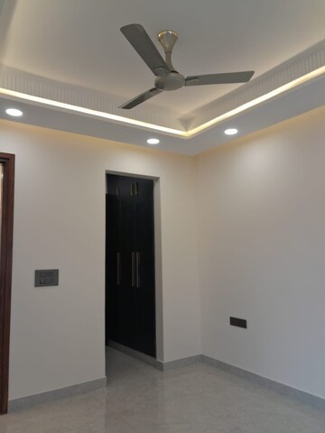 Building Lobby in 3 BHK Apartment at Raja Park – for Sale