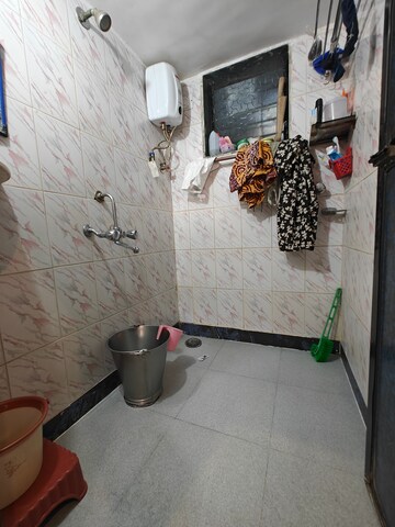 Bathroom in 1 BHK Apartment at Nerul Sector 20 – for Sale
