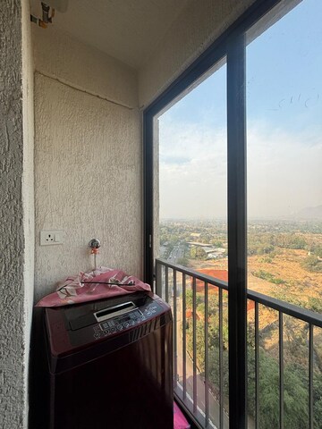 Kitchen in 1.5 BHK Apartment at Indiabulls One Indiabulls Park, New Panvel – for Rent