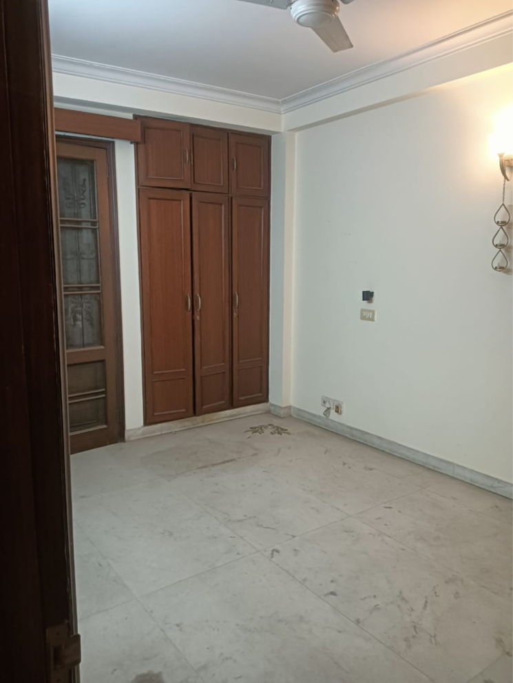 Room, chittaranjan park 3 Bedroom 233 Sq.Yd. Builder Floor In Chittaranjan Park Delhi 8242913