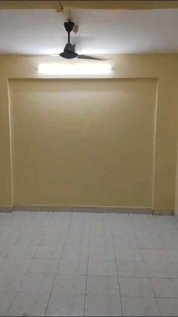 Room in 2 BHK Apartment at Kopar Khairane – for Rent