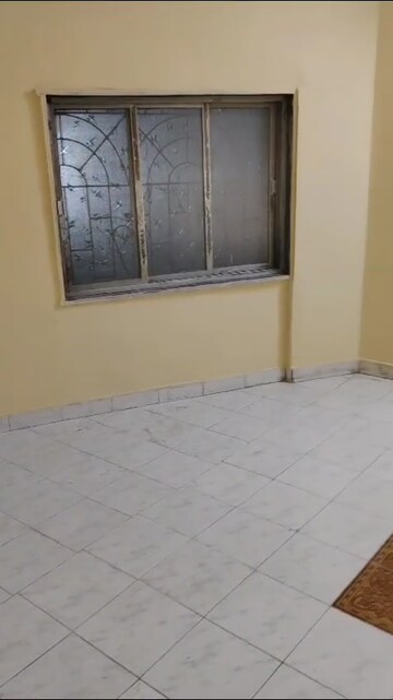 Room in 2 BHK Apartment at Kopar Khairane – for Rent