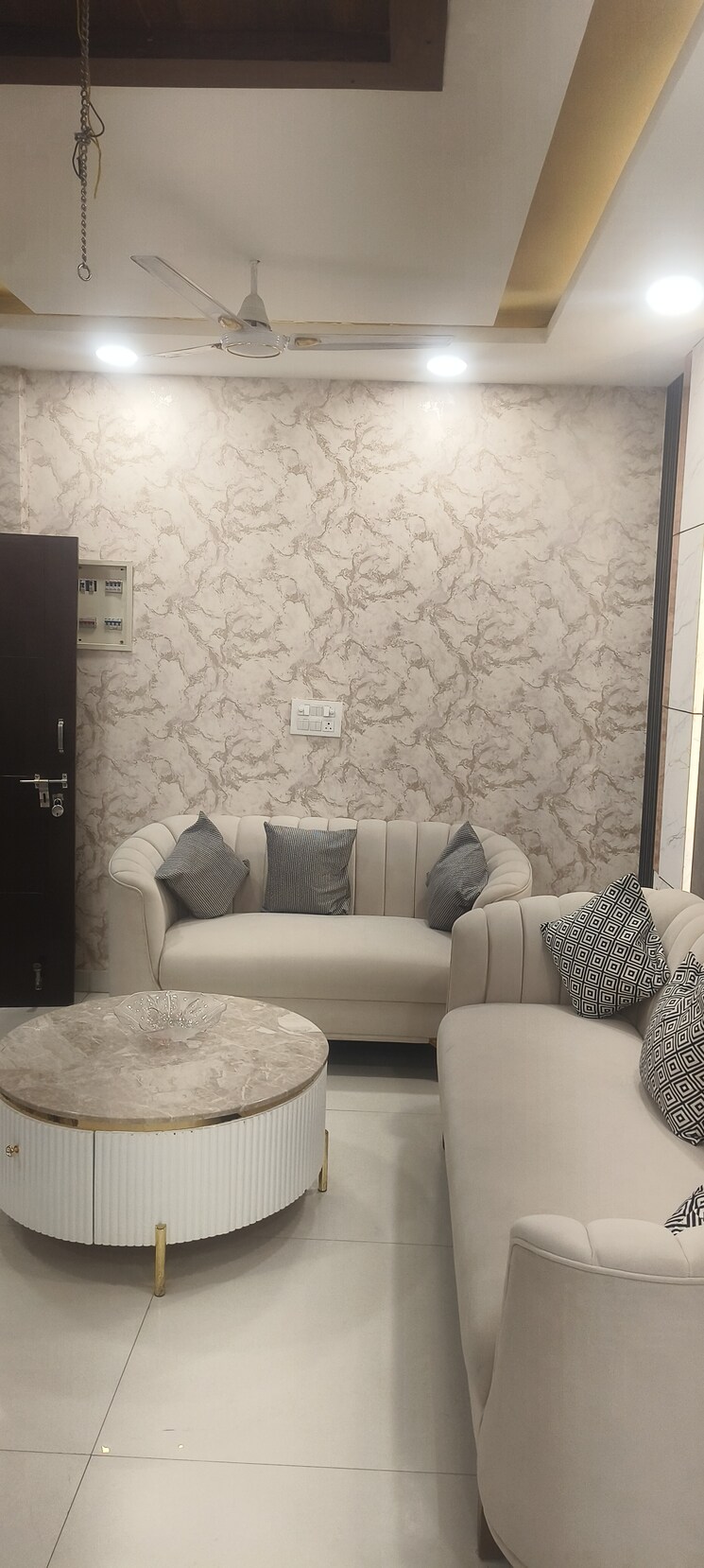 Living Room, gpm-bloosom-greens 3 Bedroom 1305 Sq.Ft. Apartment In Sector 63 Faridabad 8243003