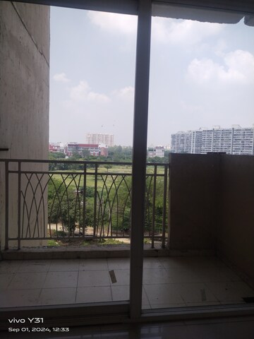 Swimming Pool in 2 BHK Apartment at Mahagun Mywoods, Sector 16c Greater Noida – for Sale