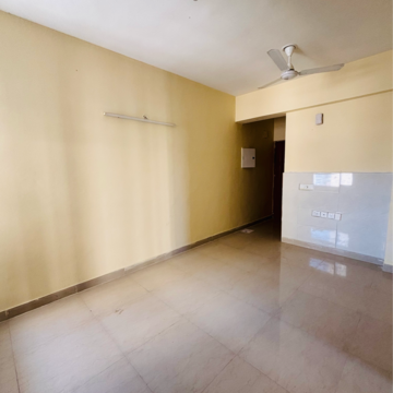 Room in 2 BHK Apartment at Shree Vardhman Mantra, Ramgarh Dhani – for Rent