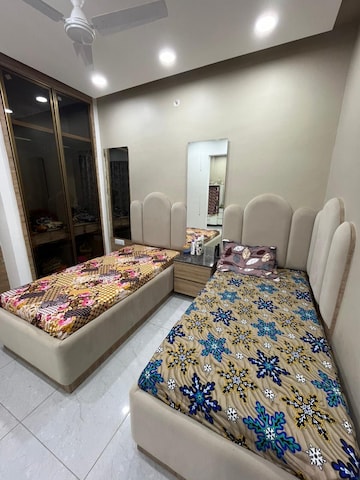 Bedroom in 3 BHK Builder Floor at Sector 110 – for Rent