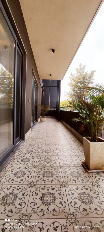 Balcony in 4 BHK Builder Floor at Sector 85 – for Sale