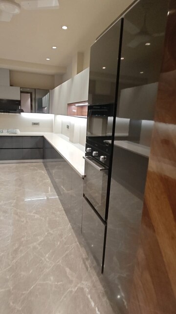 Kitchen in 6+ BHK Builder Floor at Whispering Meadows, Sector 43 – for Sale