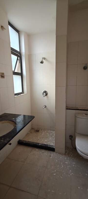 Bathroom in 3 BHK Apartment at Unitech Horizon, Pi Greater Noida – for Rent