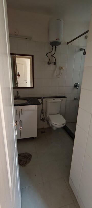 Bathroom in 3 BHK Apartment at Unitech Horizon, Pi Greater Noida – for Rent