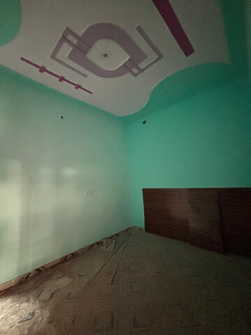 Room in 2 BHK Independent House at Sector 50 – for Sale