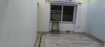 Living Room in 2 BHK Independent House at Gomti Nagar – for Rent