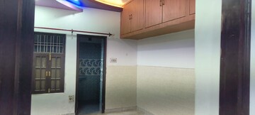 Room in 2 BHK Independent House at Gomti Nagar – for Rent