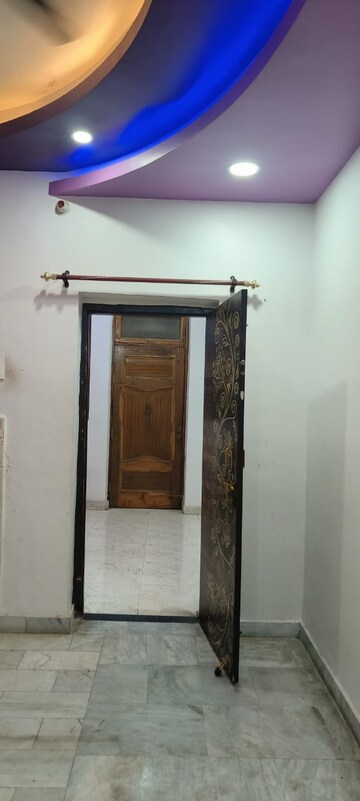 Building Lobby in 2 BHK Independent House at Gomti Nagar – for Rent