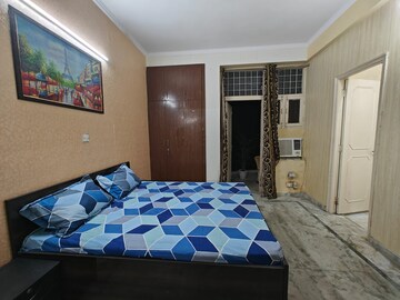 Bedroom in 2 BHK Apartment at Ansal Sushant Estate, Sector 52 – for Rent