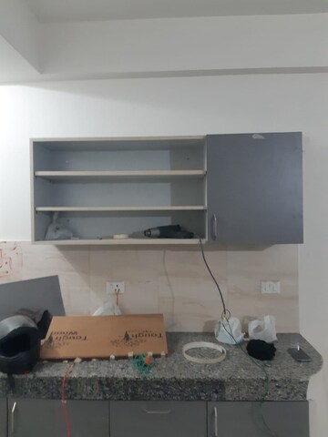 Furnished Amenities in 3 BHK Apartment at Amolik Heights, Sector 88 – for Sale