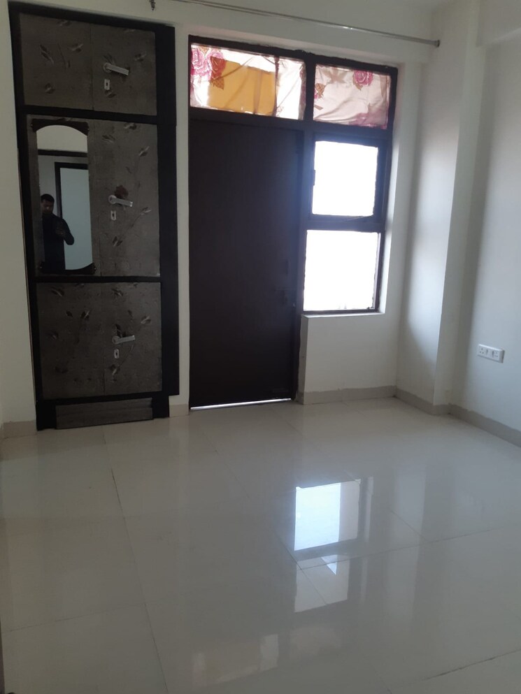 Room, amolik-heights 3 Bedroom 745 Sq.Ft. Apartment In Sector 88 Faridabad 8243354