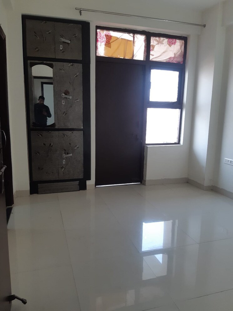 Room, amolik-heights 3 Bedroom 745 Sq.Ft. Apartment In Sector 88 Faridabad 8243354