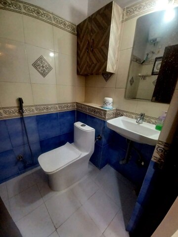 Master Bedroom in 2 BHK Apartment at Rashmi Garden, Vasai East – for Sale
