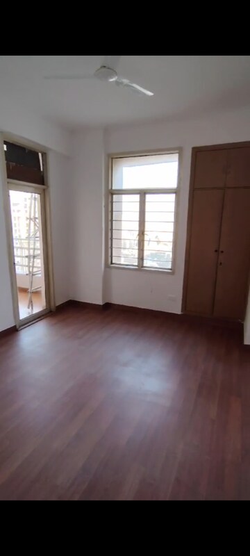Room in 3 BHK Apartment at Jaipurias Sunrise Greens, Ahinsa Khand 1 – for Sale