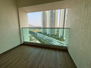 Room in 2 BHK Apartment at Aurum Q Islands, Ghansoli – for Rent