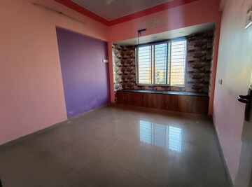 Room in 2 BHK Apartment at Seawoods – for Rent
