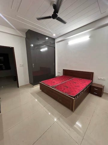 Bedroom in 3 BHK Apartment at Sector 46 – for Rent