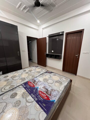 Bedroom in 3 BHK Apartment at Sector 46 – for Rent