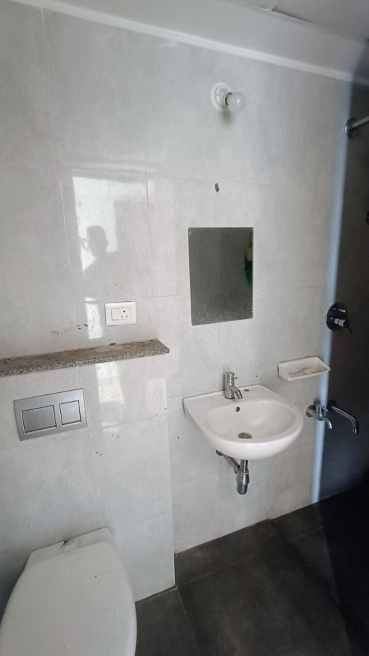Bathroom, aquarius-chs 2 Bedroom 560 Sq.Ft. Apartment In Vasai East Palghar 8243476