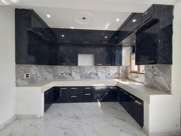Kitchen in 3 BHK Builder Floor at Sector 52 – for Rent