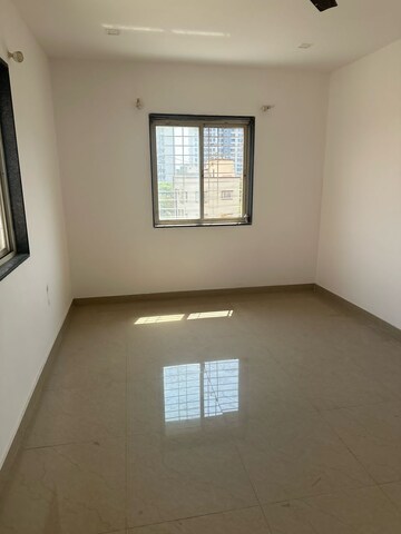 Room in 1 BHK Apartment at VTP Cygnus, Kharadi – for Rent