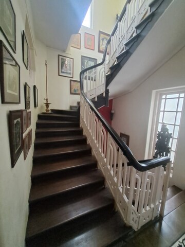 Staircase in 1 BHK Apartment at Tardeo – for Rent
