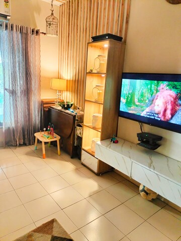 Living Room in 1.5 BHK Apartment at Eden Rose 3, Mira Road – for Rent