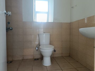 2.5 BHK Apartment For Sale in Amrapali Leisure Park, Amrapali Leisure Valley