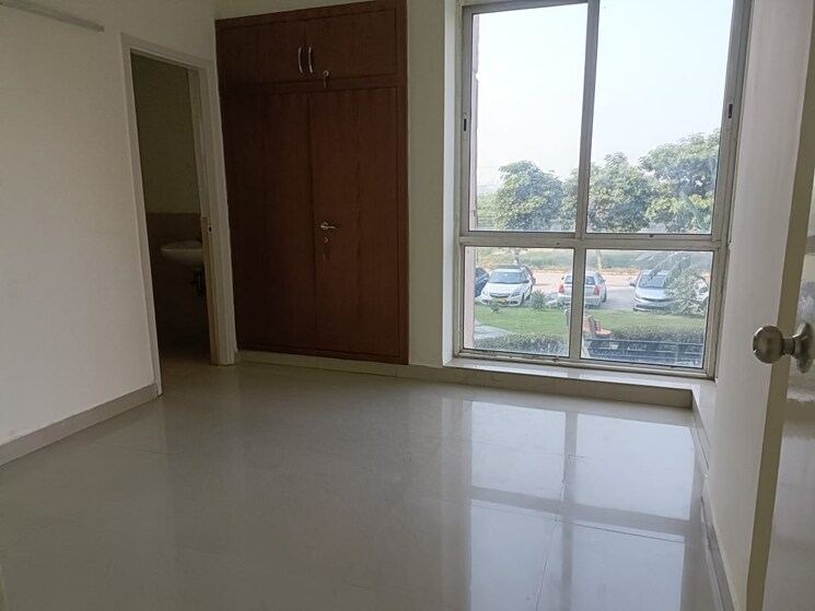 Room, amrapali-leisure-park 2.5 Bedroom 1225 Sq.Ft. Apartment In Amrapali Leisure Valley Greater Noida 8243602