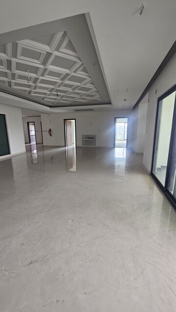 Room in 4 BHK Apartment at Aparna One, Shaikpet – for Sale