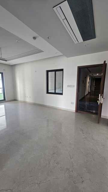 Room in 4 BHK Apartment at Aparna One, Shaikpet – for Sale