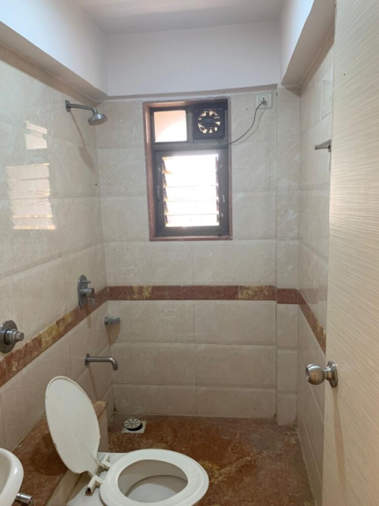 Bathroom, raja-shri-sapta-ratna-chs 3 Bedroom 900 Sq.Ft. Apartment In Sunder Nagar Mumbai 8243768