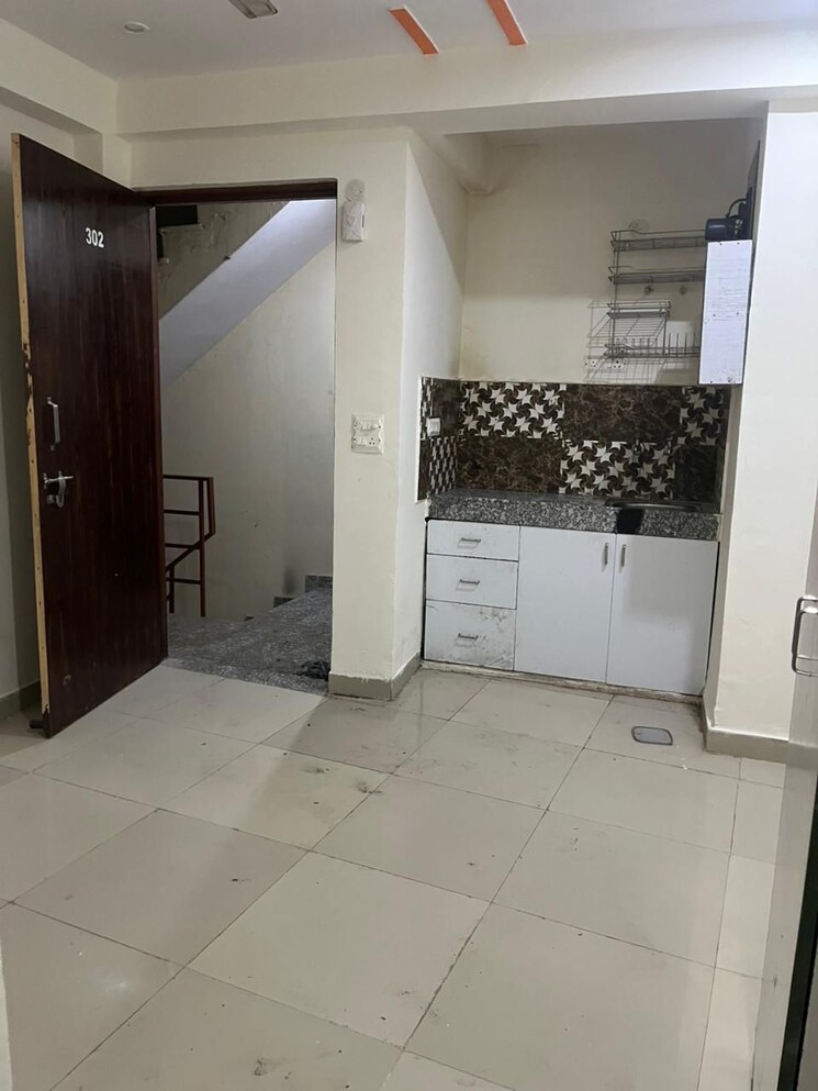 Bathroom, palm-residency-chhatarpur 4 Bedroom 65 Sq.Yd. Independent House In Chattarpur Delhi 8243727