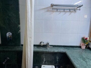 Bathroom in 1 BHK Apartment at Bandra West – for Rent
