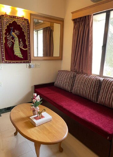 1 BHK Apartment For Rent in Bandra West
