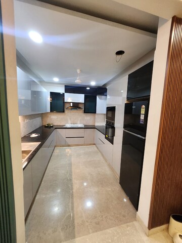 Building Lobby in 3 BHK Builder Floor at Sector 26a – for Sale