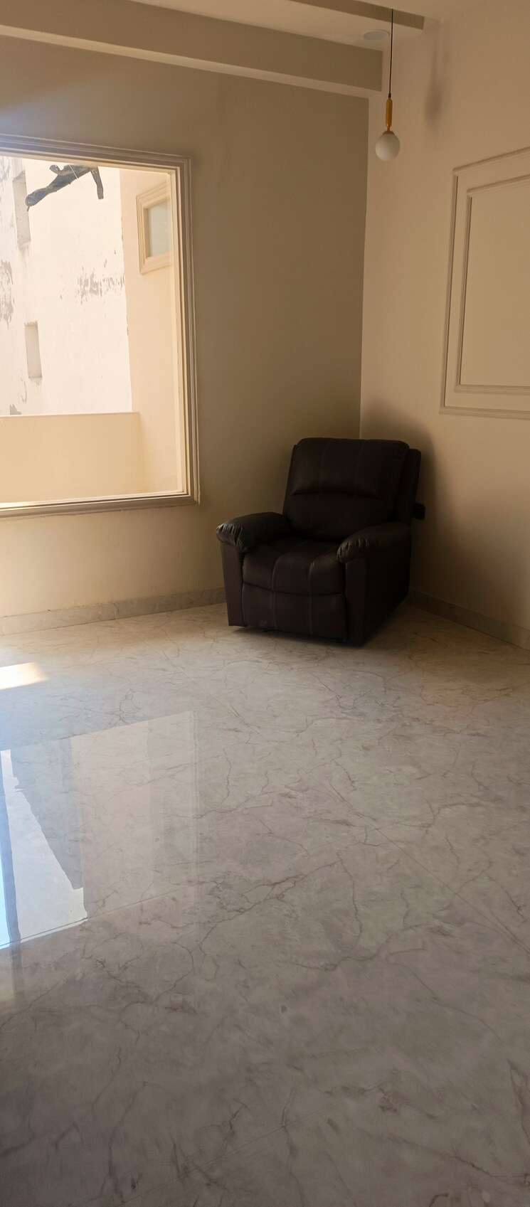  Parking, bptp-park-central 3 Bedroom 250 Sq.Yd. Builder Floor In Sector 85 Faridabad 8243799