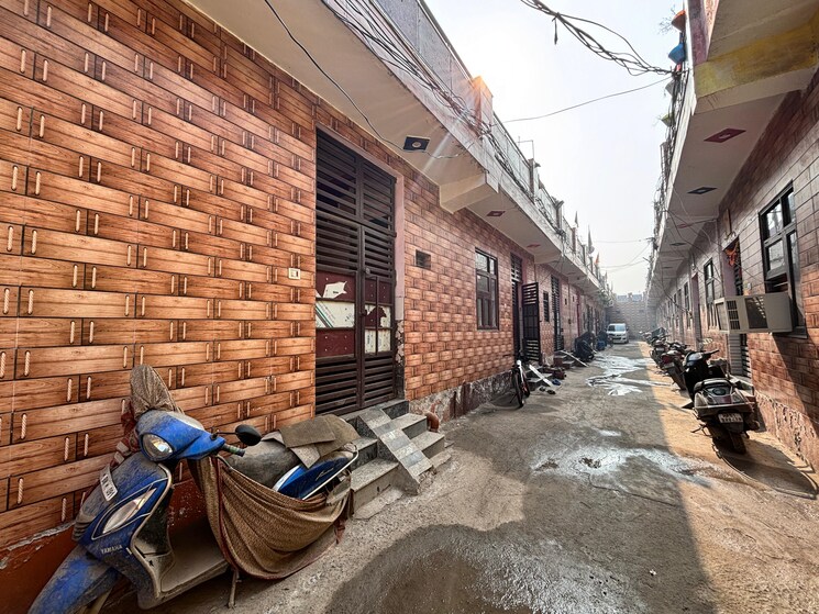 Exterior View, sector 50 2 Bedroom 50 Sq.Yd. Independent House In Sector 50 Faridabad 8243785