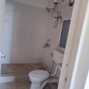 Master Bedroom in 2 BHK Apartment at DLF The Princeton Estate, Dlf Phase V – for Rent
