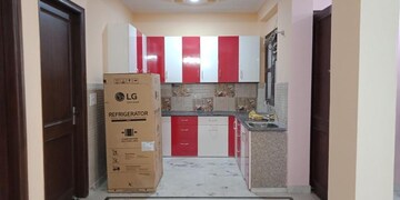 Kitchen in 2 BHK Builder Floor at Sector 27 – for Rent
