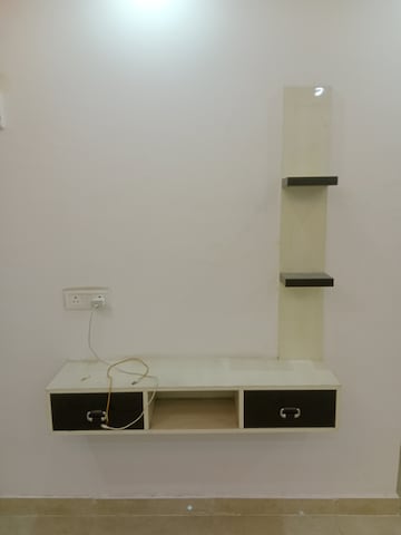 Furnished Amenities in 2 BHK Builder Floor at Sector 73 – for Sale