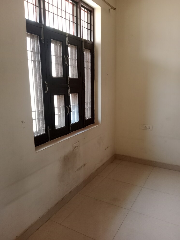 Room, sector 8 3 Bedroom 1853 Sq.Ft. Builder Floor In Sector 8 Panipat 8243890