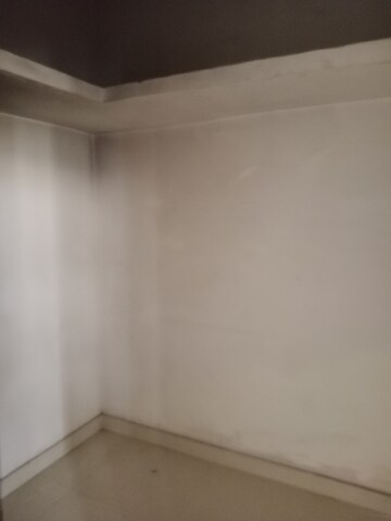 Room in 3 BHK Builder Floor at Sector 8 – for Rent