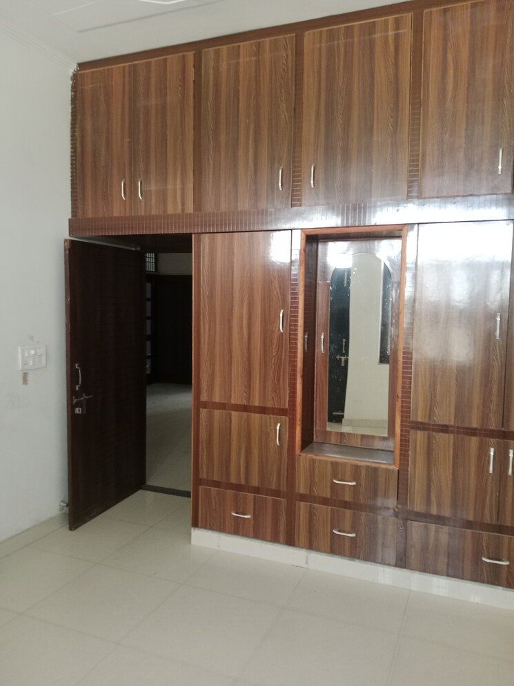Living Room, sector 8 3 Bedroom 1853 Sq.Ft. Builder Floor In Sector 8 Panipat 8243890